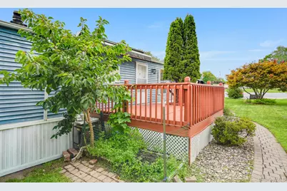37 Feller Road, Poughkeepsie, NY 12603 - Photo 17