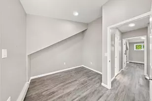 16 West Dr, Bay Shore, NY 11706 - Photo 17