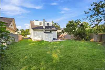 16 West Drive, Bay Shore, NY 11706 - Photo 27