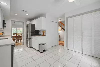 811 Eagle Bay Drive #811, Ossining, NY 10562 - Photo 13