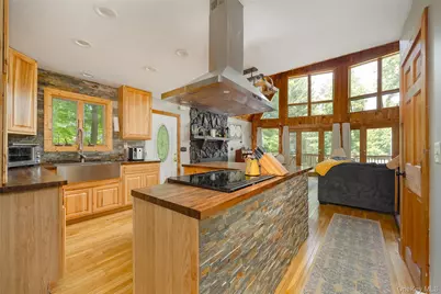 36 Greenwood Drive, Beacon, NY 12508 - Photo 9