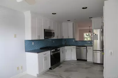 140 Winding Ridge Road #140, White Plains, NY 10603 - Photo 5