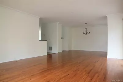 140 Winding Ridge Road #140, White Plains, NY 10603 - Photo 7
