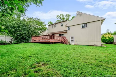 312 W Waukena Avenue, Oceanside, NY 11572 - Photo 19
