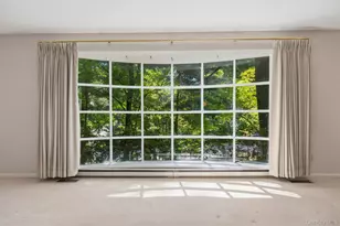 75 Pleasant Ridge Dr, Poughkeepsie, NY 12603 - Photo 9