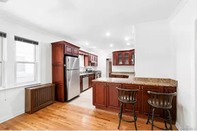 26111 83rd Avenue, Glen Oaks, NY 11004 - Photo 9