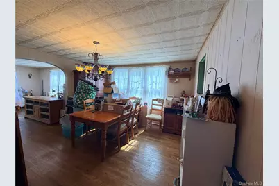2851 Wilson Avenue, Bellmore, NY 11710 - Photo 7
