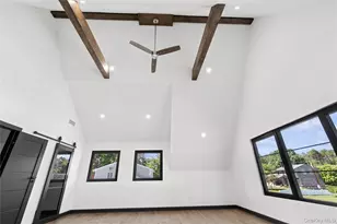 1355 Locust Ave, Bohemia, NY 11716 - Photo 31