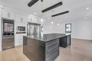 1355 Locust Ave, Bohemia, NY 11716 - Photo 13