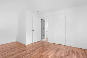 1148 E 211th St, Bronx, NY 10469 - Photo 11