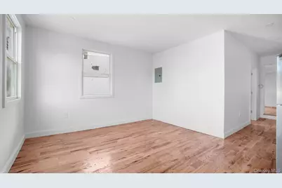 1148 E 211th Street, Bronx, NY 10469 - Photo 15
