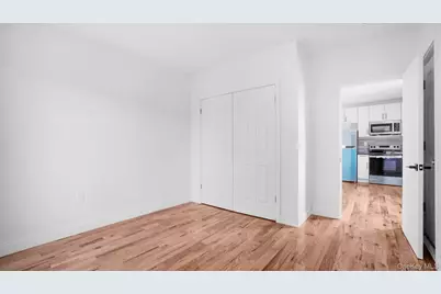 1148 E 211th Street, Bronx, NY 10469 - Photo 17