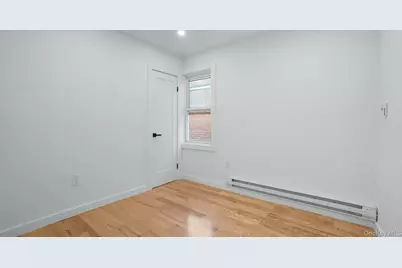 4135 Murdock Avenue, Bronx, NY 10466 - Photo 15