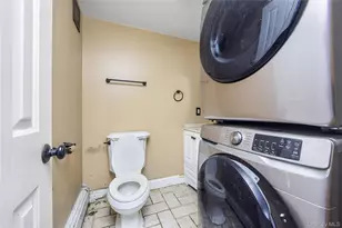 697 S Mountain Rd, New City, NY 10956 - Photo 7