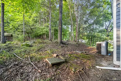 697 S Mountain Road, New City, NY 10956 - Photo 33