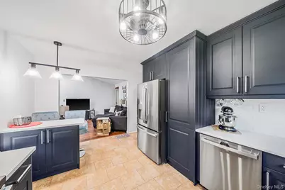 4 Balmoral Court, Middle Island, NY 11953 - Photo 5
