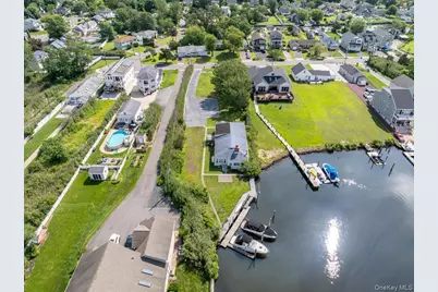 46 Riverdale Avenue, Massapequa, NY 11758 - Photo 35