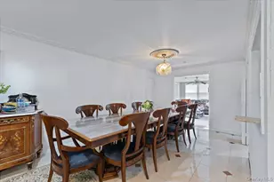 25 Bentley Rd, Great Neck, NY 11023 - Photo 7
