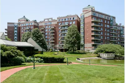 111 Cherry Valley Avenue #PH4, Garden City, NY 11530 - Photo 41