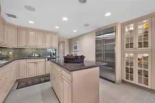 111 Cherry Valley Ave, Garden City, NY 11530 - Photo 11