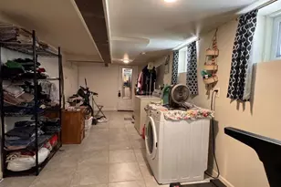 31-27 84th St, East Elmhurst, NY 11370 - Photo 21