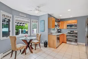 86 Creighton Ave, Ronkonkoma, NY 11779 - Photo 11
