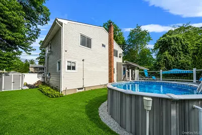 86 Creighton Avenue, Ronkonkoma, NY 11779 - Photo 31