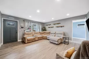 86 Creighton Ave, Ronkonkoma, NY 11779 - Photo 5