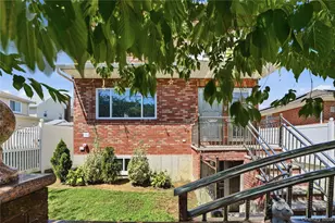 145-26 222nd St, Springfield Gardens, NY 11413 - Photo 3