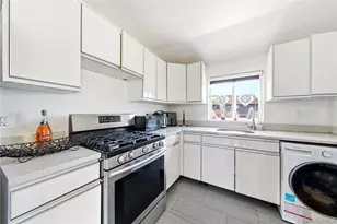 145-26 222nd St, Springfield Gardens, NY 11413 - Photo 19