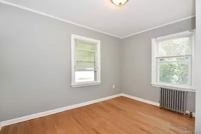 265 S Delaware Avenue, Lindenhurst, NY 11757 - Photo 13