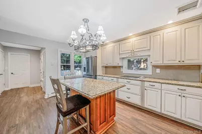15 Jamar Lane, Ronkonkoma, NY 11779 - Photo 13
