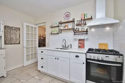 95 Sedgewick Avenue #4E, Yonkers, NY 10705 - Photo 3