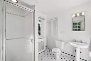 30 Seaview Ave, New Rochelle, NY 10801 - Photo 23