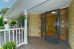 29 Boxwood Dr, Kings Park, NY 11754 - Photo 3