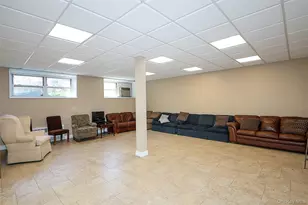 100 Lincoln Ave, Mineola, NY 11501 - Photo 25