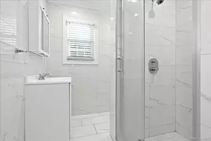 111 N 11th St, New Hyde Park, NY 11040 - Photo 39