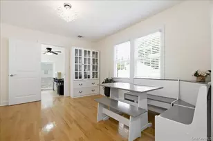 111 N 11th St, New Hyde Park, NY 11040 - Photo 11