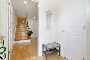 111 N 11th St, New Hyde Park, NY 11040 - Photo 5
