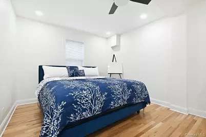111 N 11th Street, New Hyde Park, NY 11040 - Photo 25