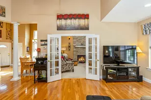 19 Emilie Dr, Center Moriches, NY 11934 - Photo 11