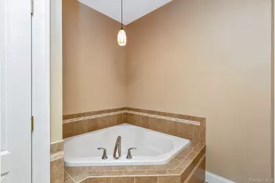 19 Emilie Drive, Center Moriches, NY 11934 - Photo 21