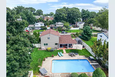 18 Bragg Drive, Lake Grove, NY 11755 - Photo 37