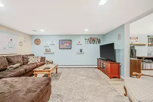18 Bragg Dr, Lake Grove, NY 11755 - Photo 25