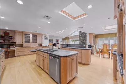 171 S Kensington Avenue, Rockville Centre, NY 11570 - Photo 15