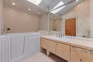 171 S Kensington Ave, Rockville Centre, NY 11570 - Photo 35
