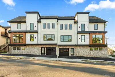 9 Lincoln Street #202, Spring Valley, NY 10977 - Photo 1