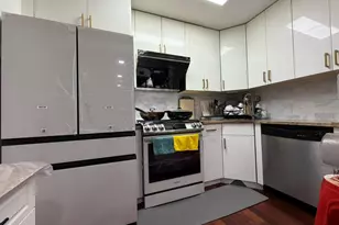 71-19 162nd St, Fresh Meadows, NY 11365 - Photo 25