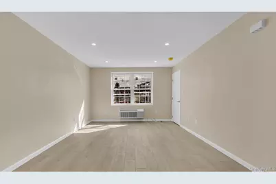 955 E 229th Street, Bronx, NY 10466 - Photo 23