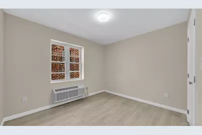 955 E 229th Street, Bronx, NY 10466 - Photo 27